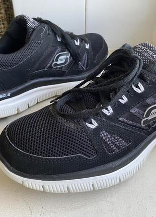 Кроссовки skechers 40р.