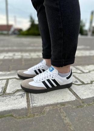 Чоловічі кросівки adidas samba white black gum v / smb