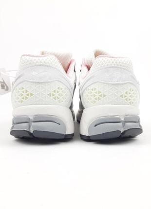 Кроссовки nike vomero 5 белые с розовым4 фото