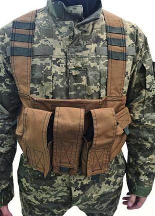 Розвантаження-ліфчик coyote (під магазин ак 3х2шт, 2 бічні кишені)