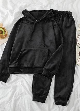 Базові велюрові костюми з карманом