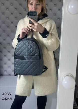 Мужской женский спортивный рюкзак из стеганой плащевки серый3 фото
