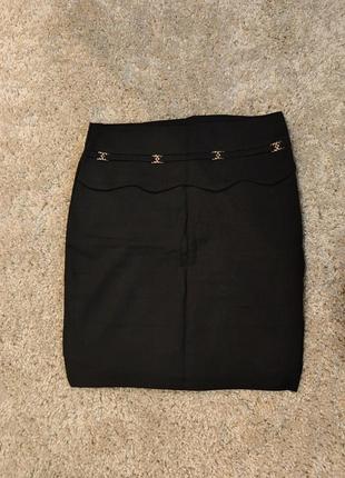 Жіноча класична спідниця