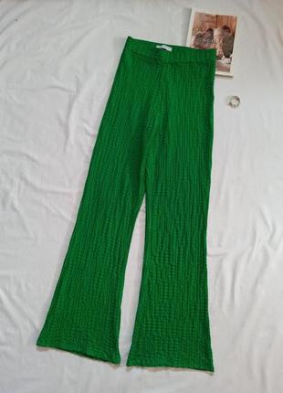 Зелёные фактурные широкие брюки/клёш/высокая посадка/лёгкие2 фото