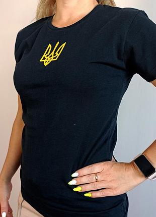 Футболка з гербом україни рефлектор (xl) чорна, літня патріотична футболка, футболка жіноча чорна