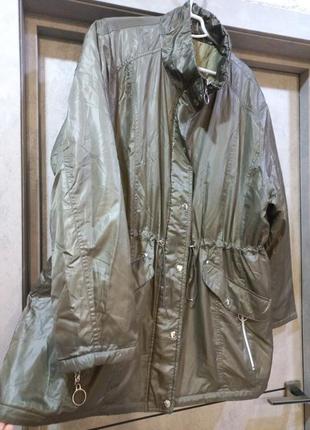 Идеальная, легкая, стильная,фирменная,номерная, куртка,на легком синтепоне,демиссизон,...