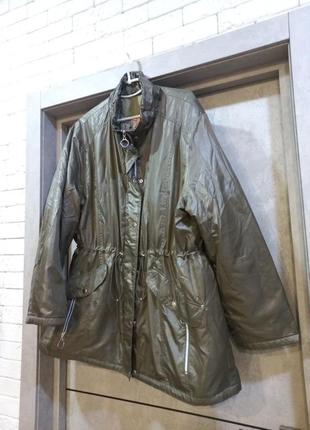 Идеальная, легкая, стильная,фирменная,номерная, куртка,на легком синтепоне,демиссизон,...