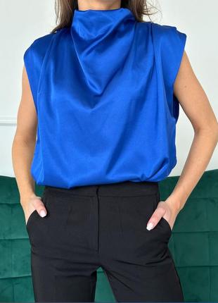Синя шовкова блуза без рукавів3 фото