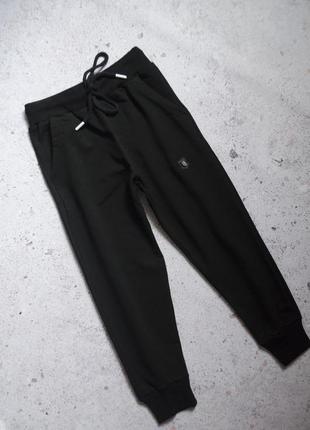 Спортивні штани на резинці