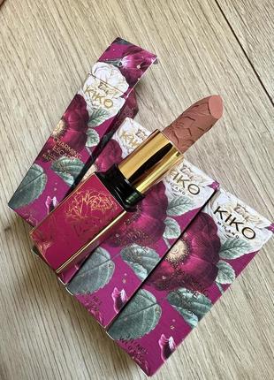 Неймовірна матова  нюдова помада kiko milano charming escape 01