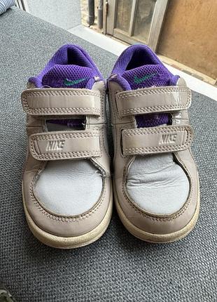 Кроссовки nike р.26 2