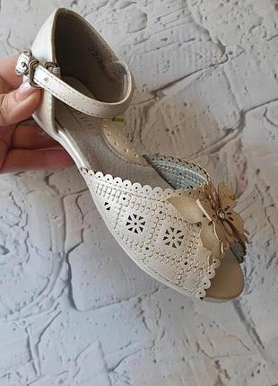 Босоножки для девочек 4