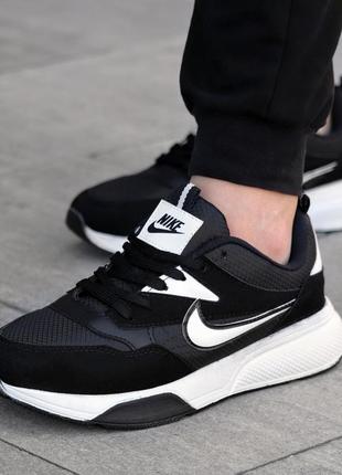 Чоловіче спортивне взуття, кросівки nike демісезон