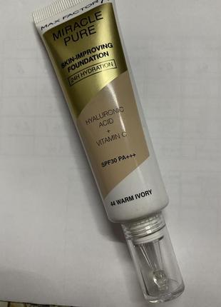 Тональна основа max factor miracle pure skin1 фото