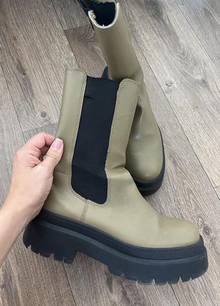 Чоботи crocs lodgepoint pull on