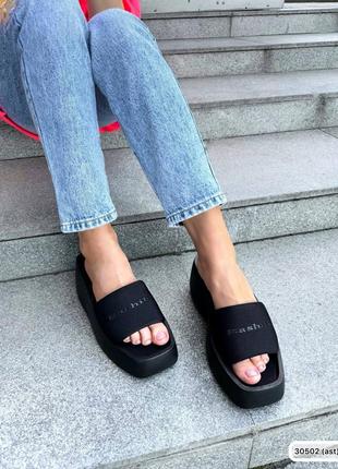 Шльопанці чорні на танкетці легенькі \ жіночі шльопанці