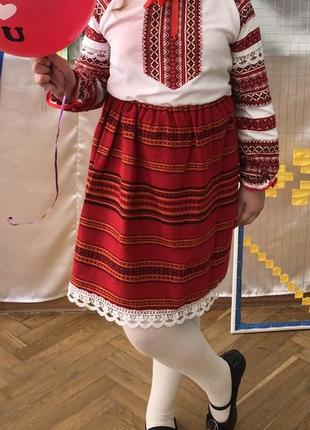 Вишитий костюм