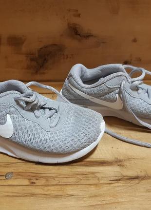 Кроссовки для мальчиков размер 28,5