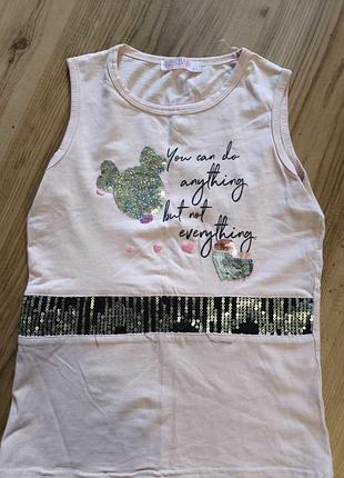 Футболка на дівчинку розмір 7/8 років.