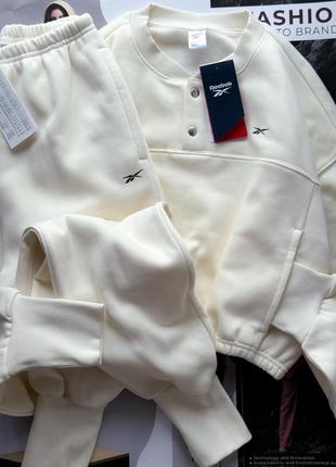 Теплый костюм от reebok из органического хлопка ☁️