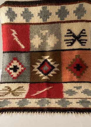 Шерстяне покривало, килим