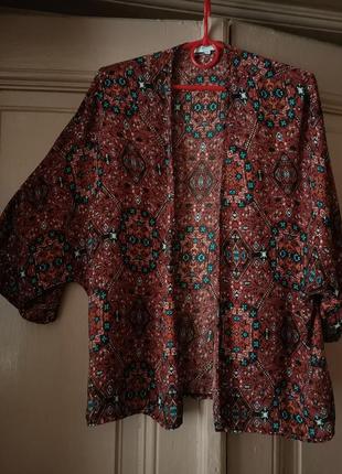 Легкий кардиган