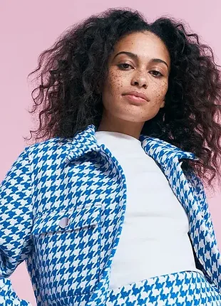 Неймовірно стильний жіночий костюм бренду f&f