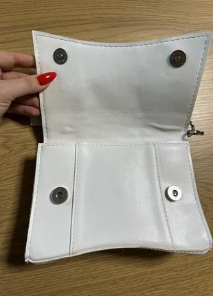 Сумочка белая
