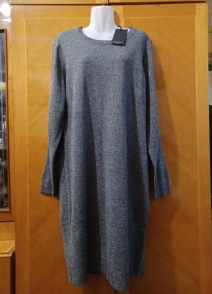 Нова лаконічна в'язана сукня  р.20 від  brave soul , меланж