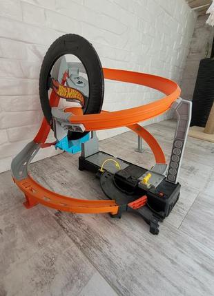 Трек hot wheels