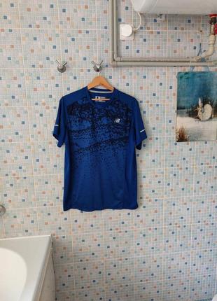 Футболка new balance.