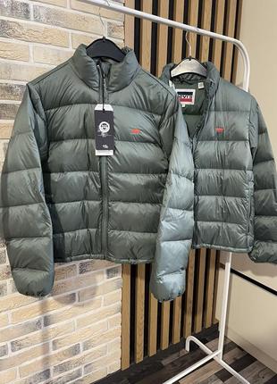 Курточка levi’s