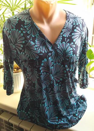 Блузка з запахом , супер еластична , 18 розмір