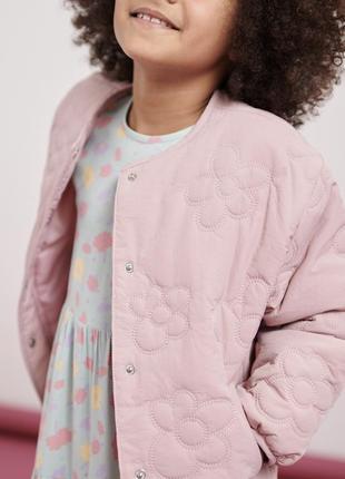Куртка стеганая облегченная на девочку