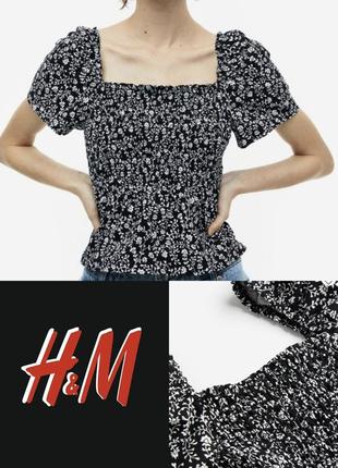 Гарна блуза топ у квітковий принт h&m етикетка