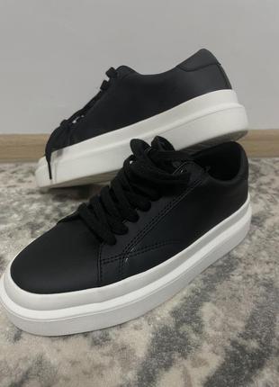Кросівки pull&bear, р.39