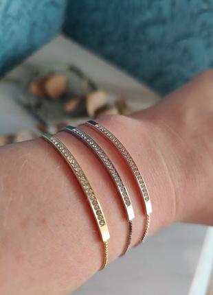 Браслет на руку