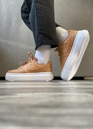 Кроссовки nike