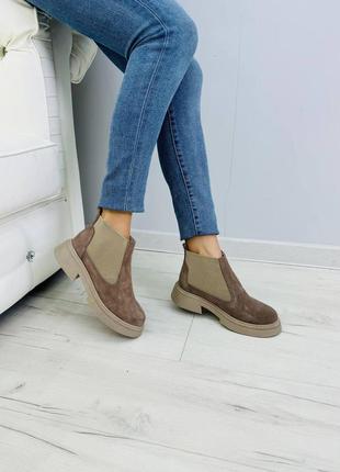 Замшеві челсі чорного кольору7 фото