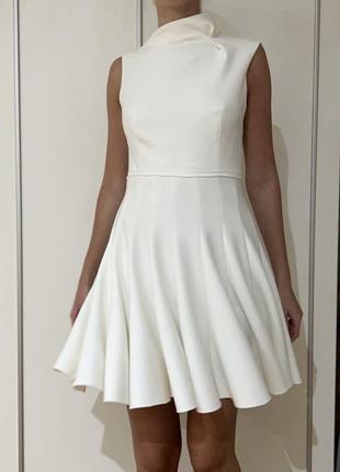 Жіноча сукня