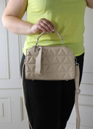 Женская стильная и качественная сумка из эко кожи серая9 фото