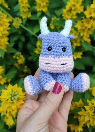 Вязаная игрушка амигуруми бычок мягкая игрушка хендмейд