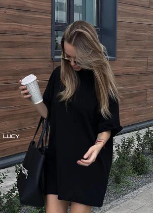 Платье-футболка oversize - идеальный вариант для летних прогулок