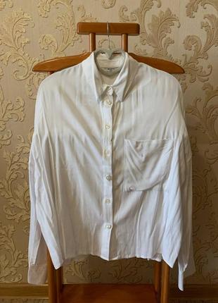 Біла жіноча сорочка bershka