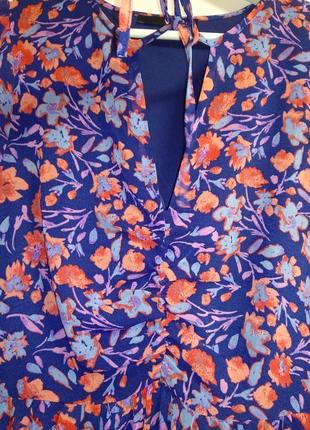 Неймовірна брендова ярусна сукня у квітковий принт 50-52 розміру5 фото