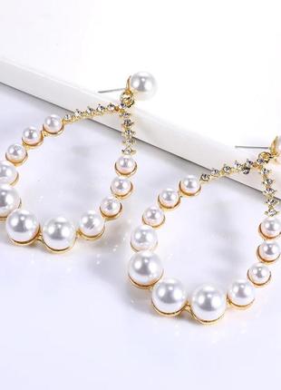 Сережки-капельки з білими перлинами для нареченої3 фото