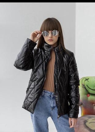 Курточка дитяча легка утеплена блискуча плащівка для дівчинки на холофайбері демісезонна підліткова