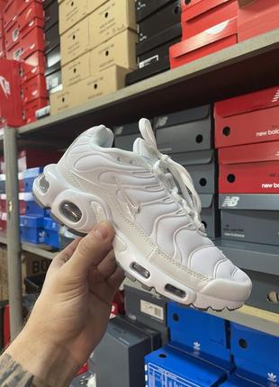 Nike tn plus triple white 38