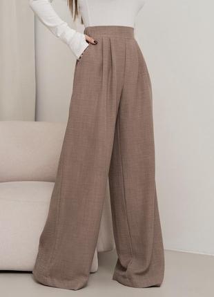 Коричневые льняные брюки с защипами2 фото