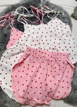 Костюм домашний (пижама) женский (шорты+майка) муслин хлопок в сердечки 42-48 белый, розовый10 фото